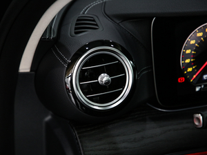 2019Ŀ E 300 L \ӕr п؅^