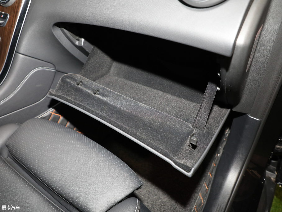 2019��YGLC GLC 260 L 4MATIC�Ӹ���