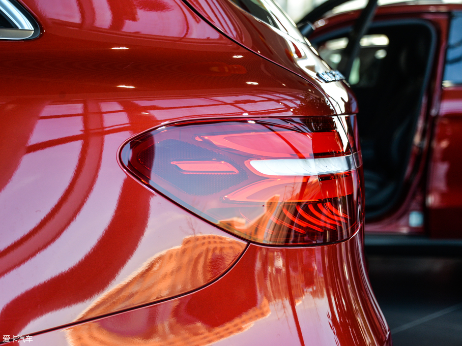 2019YGLC GLC 260 L 4MATICӸ