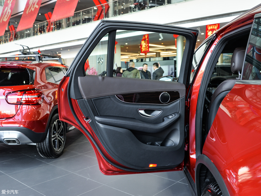 2019YGLC GLC 260 L 4MATIC(dng)