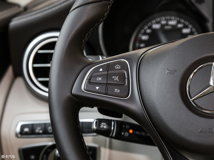 2019YGLC GLC 300 L 4MATICA