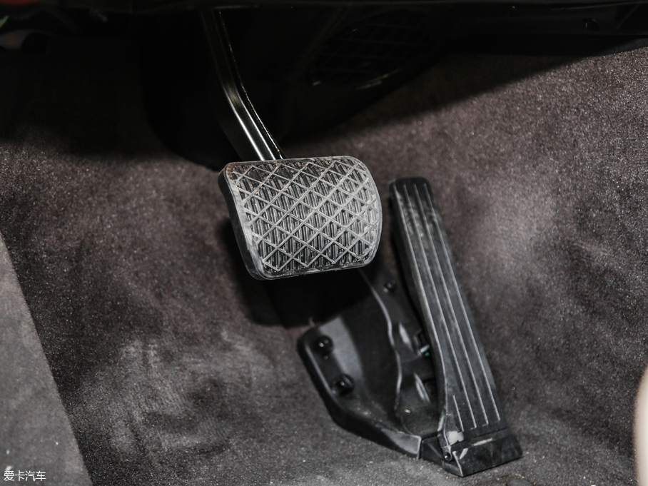 2019YGLC GLC 300 L 4MATICA