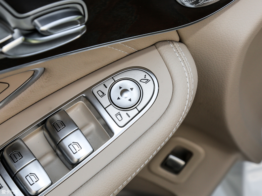 2019YGLC GLC 300 L 4MATICA