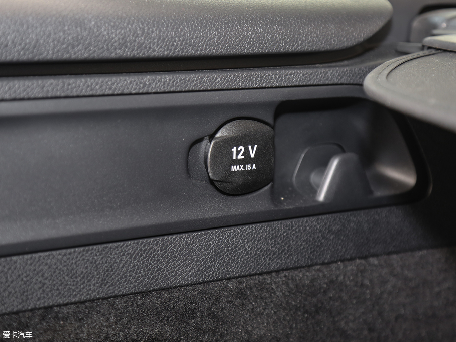 2019YGLC GLC 300 L 4MATICA