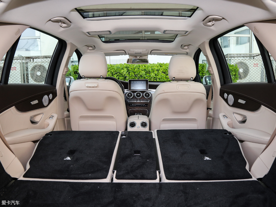 2019YGLC GLC 300 L 4MATICA