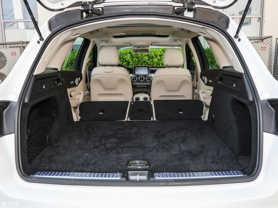 2019YGLC GLC 300 L 4MATICA