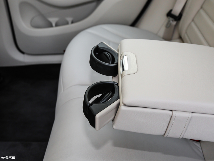 2019YGLC GLC 300 L 4MATICA