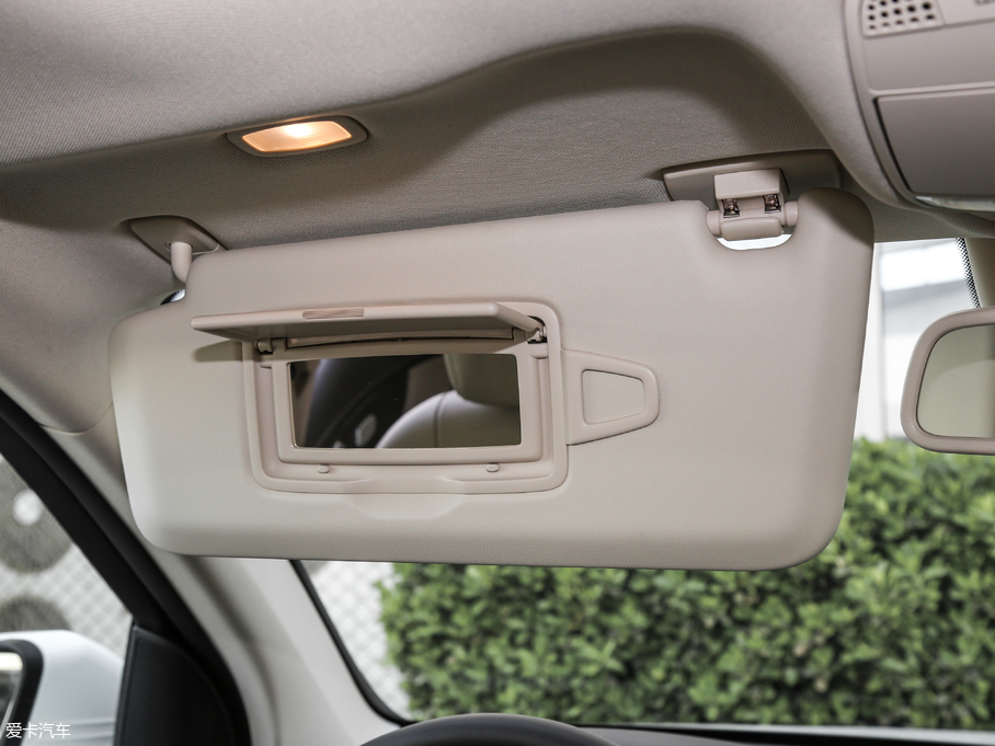 2019YGLC GLC 300 L 4MATICA