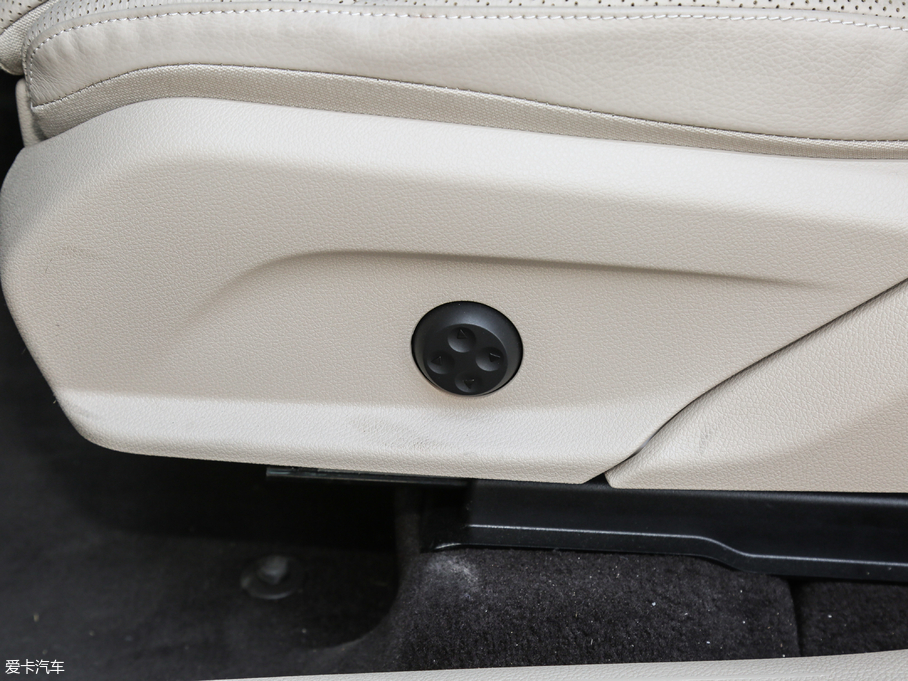 2019YGLC GLC 300 L 4MATICA