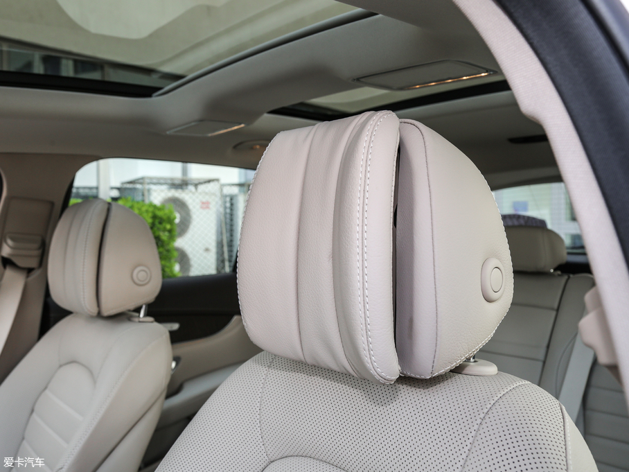 2019YGLC GLC 300 L 4MATICA