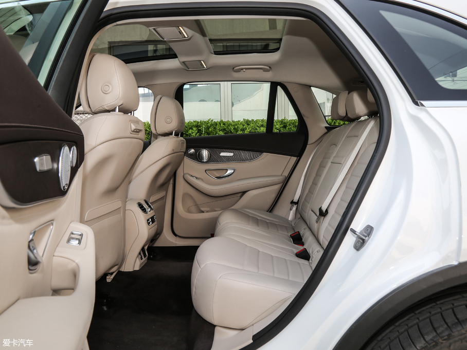 2019YGLC GLC 300 L 4MATICA