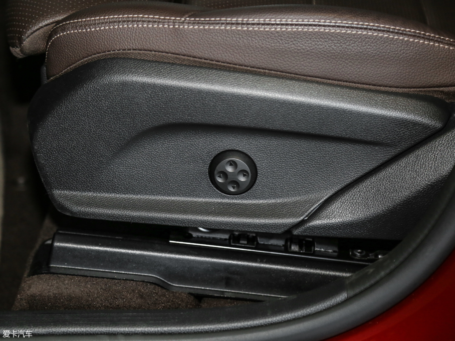 2019YGLC GLC 260 L 4MATICA