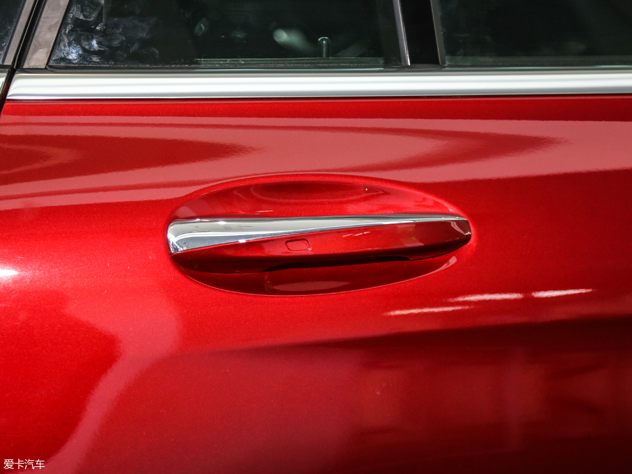 2019YGLC GLC 260 L 4MATICA