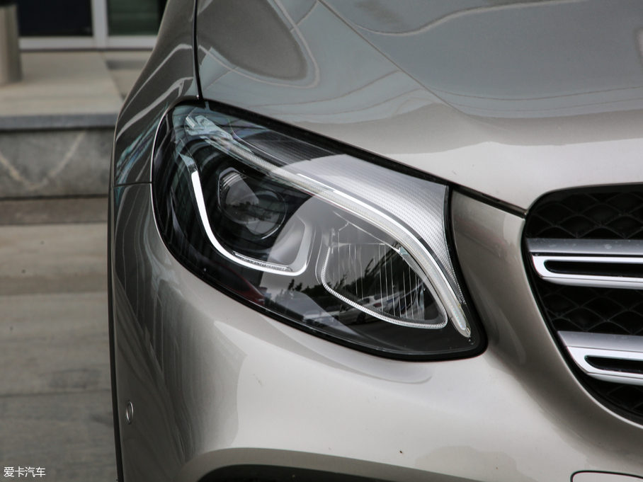 2019YGLC GLC 260 L 4MATICA