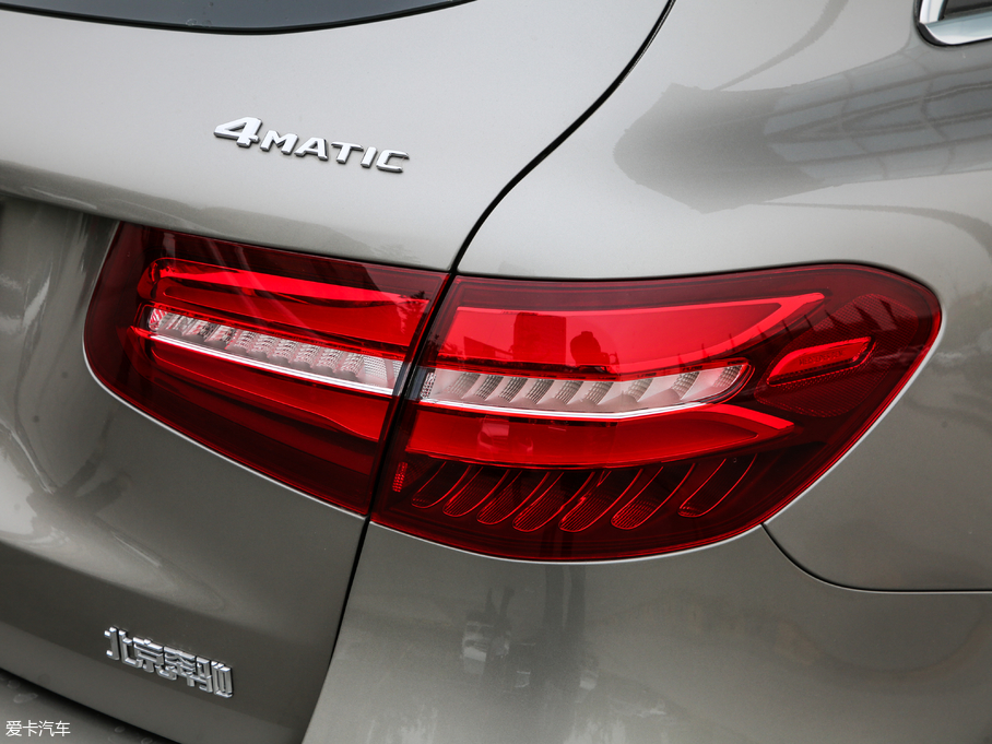 2019YGLC GLC 260 L 4MATICA