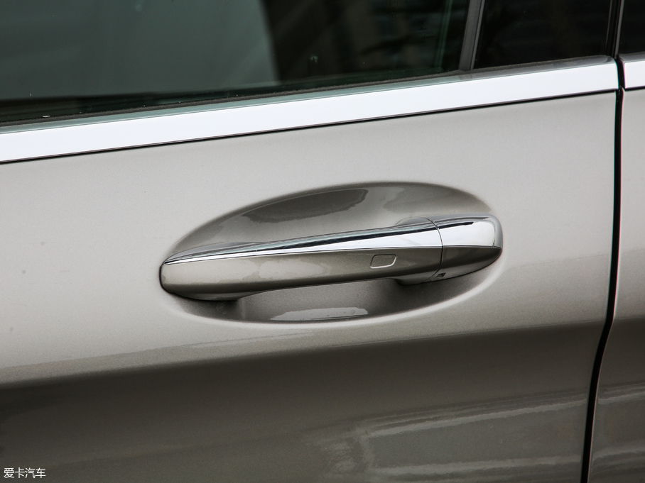 2019YGLC GLC 260 L 4MATICA