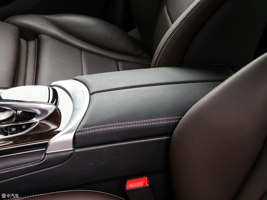 2019YGLC GLC 260 L 4MATICA