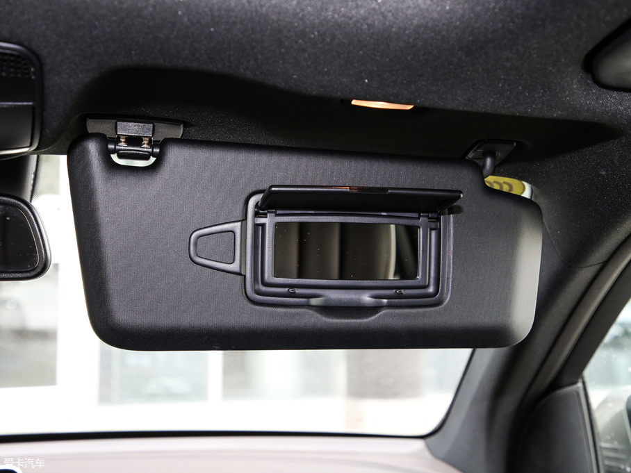 2019YGLC GLC 260 L 4MATICA