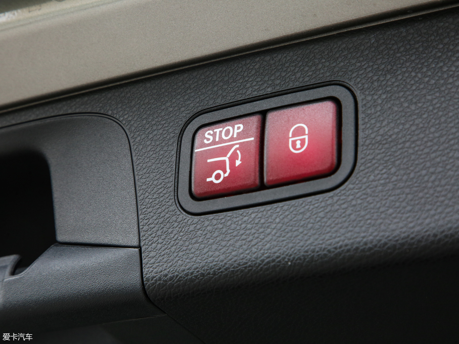 2019YGLC GLC 260 L 4MATICA