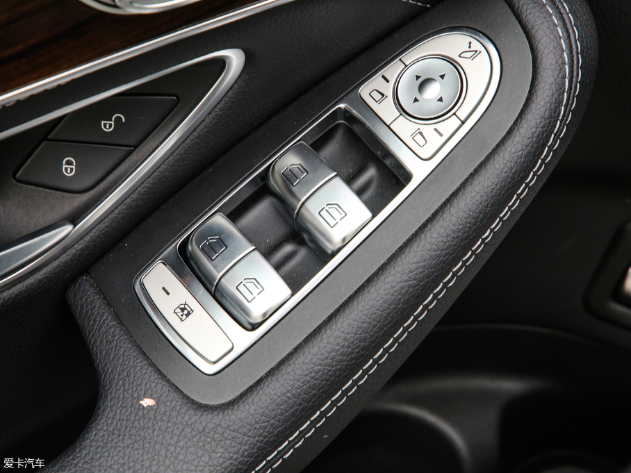 2019YGLC GLC 260 L 4MATICA