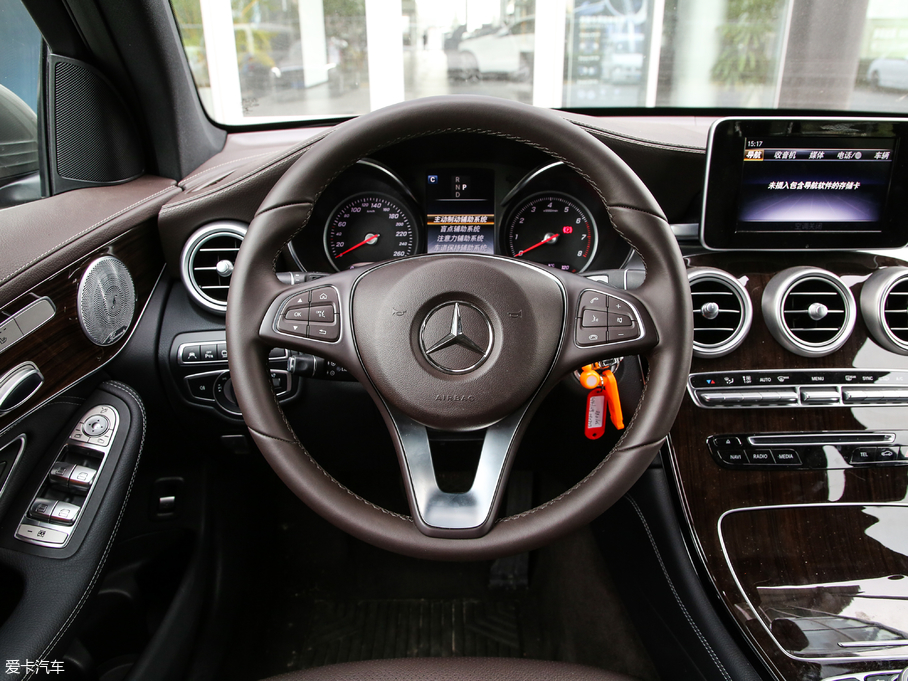 2019YGLC GLC 260 L 4MATICA