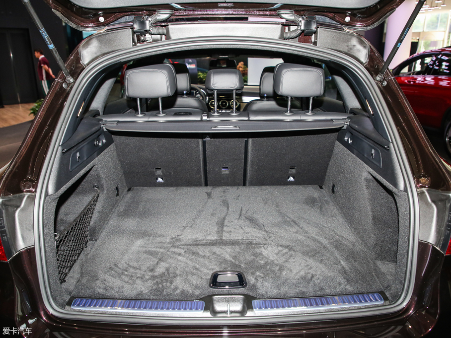 2019YGLC GLC 200 L 4MATIC