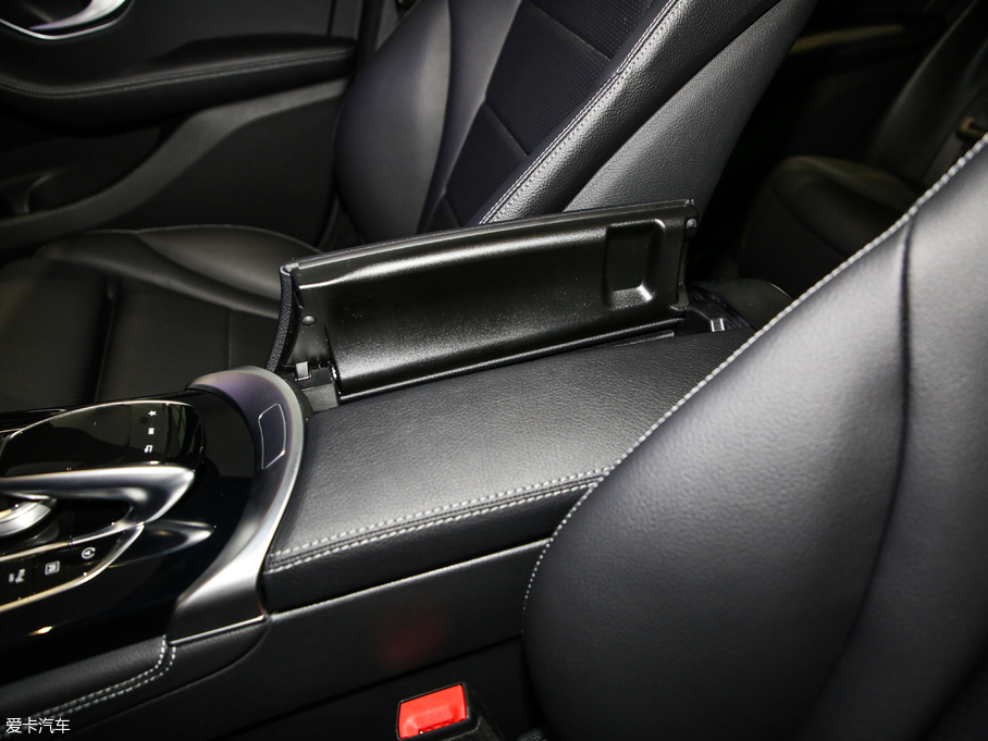 2019YGLC GLC 200 L 4MATIC