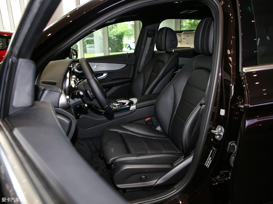 2019YGLC GLC 200 L 4MATIC