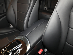 2019GLC 260 L 4MATICӸ 