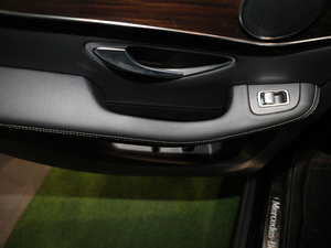 2019GLC 260 L 4MATICӸ g