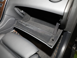 2019GLC 260 L 4MATICӸ 