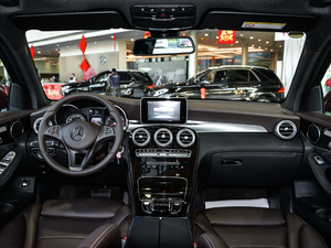 2019款GLC 260 L 4MATIC动感型 内饰全景