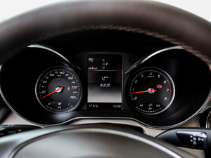 2019款GLC 300 L 4MATIC豪华型 仪表