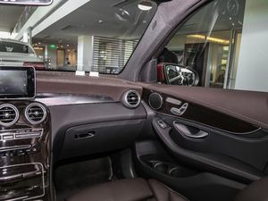 2019GLC 260 L 4MATICA п؅^