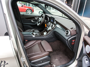 2019款GLC 260 L 4MATIC豪华型 空间座椅
