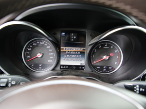 2019款GLC 260 L 4MATIC豪华型 仪表