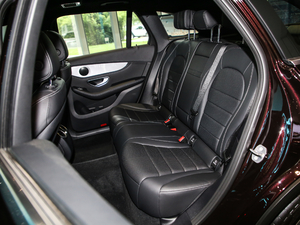 2019款GLC 200 L 4MATIC 后排座椅