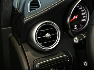 2019GLC 200 L 4MATIC п؅^