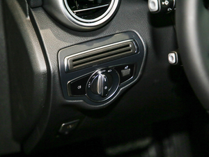 2019GLC 200 L 4MATIC п؅^