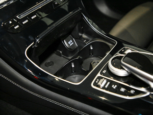 2019GLC 200 L 4MATIC п؅^