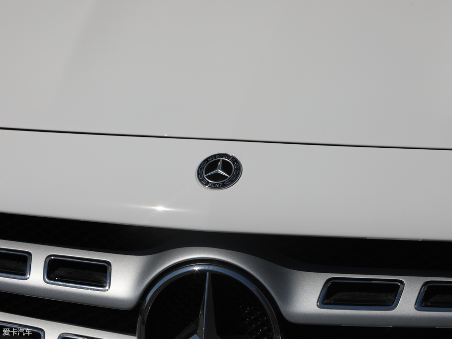 2019YGLA GLA 200 (dng)