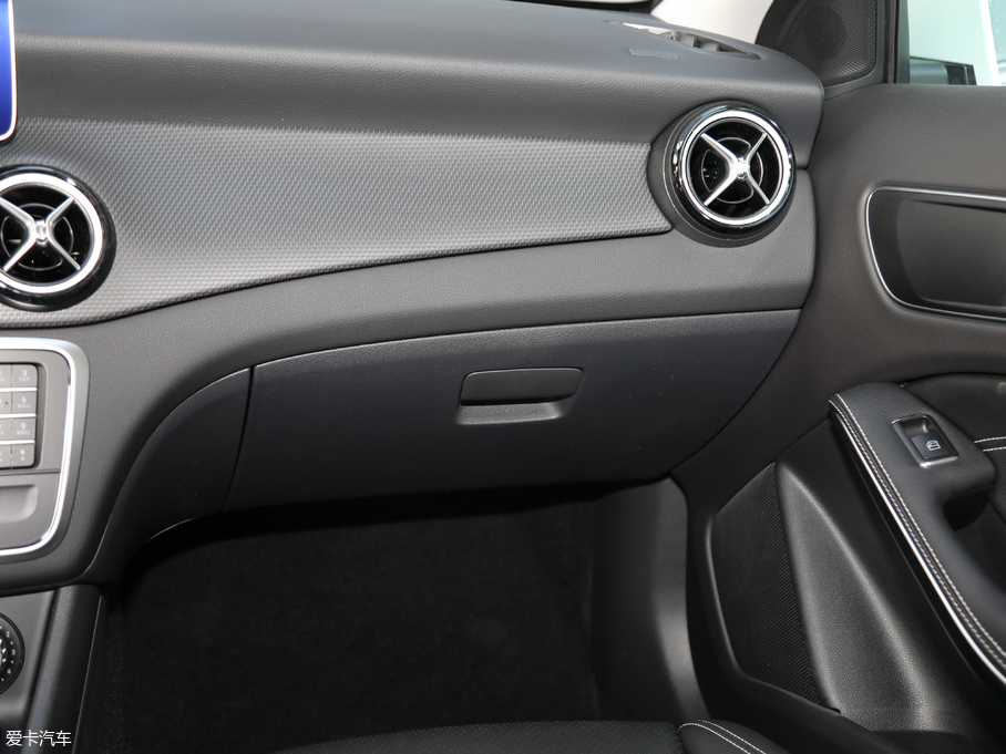 2019YGLA GLA 200 Ӹ