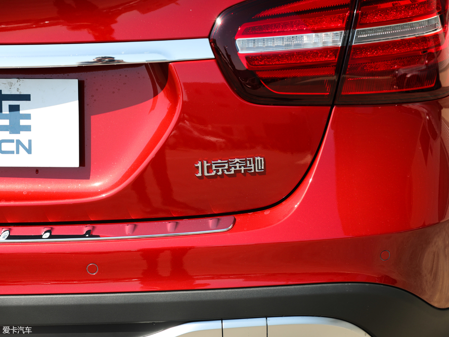 2019YGLA GLA 200 (dng)