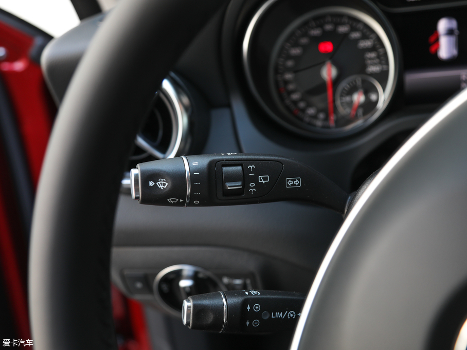 2019YGLA GLA 200 Ӹ