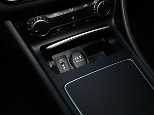 2019GLA 200 Ӹ п؅^(q)