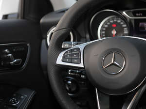 2019GLA 200 Ӹ п؅^(q)