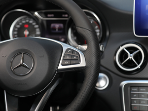 2019GLA 200 Ӹ п؅^(q)