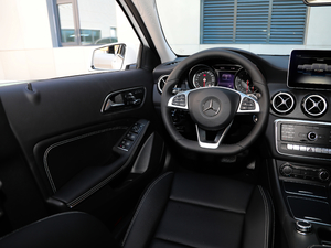 2019GLA 200 Ӹ п؅^(q)