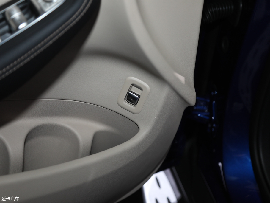 2020YEQC EQC 400 4MATIC