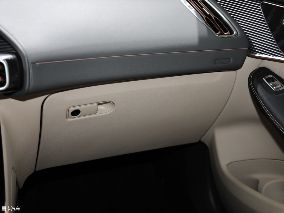 2020YEQC EQC 400 4MATIC